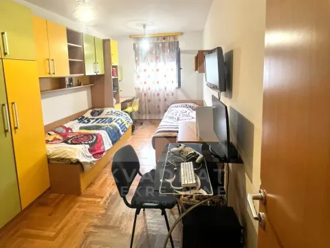 Sale, two bedroom apartment, 70m², Stari Aerodrom, Podgorica - image 5