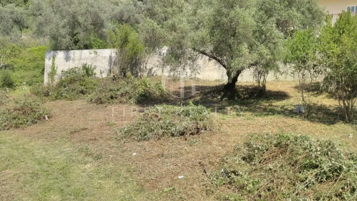 Prodaja, plac, 2100m², Tivat, Crna Gora