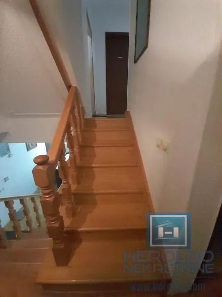 Prodaja, kuća, 325m², Solaris, Jagodina