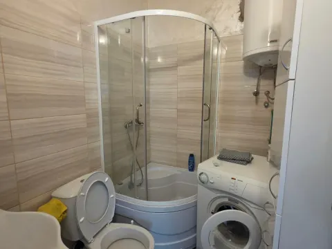 Prodaja, dvosoban stan, 62m², Risan, Kotor - image 9