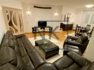 Izdavanje, trosoban stan, 120m², City Kvart, Podgorica - image 3