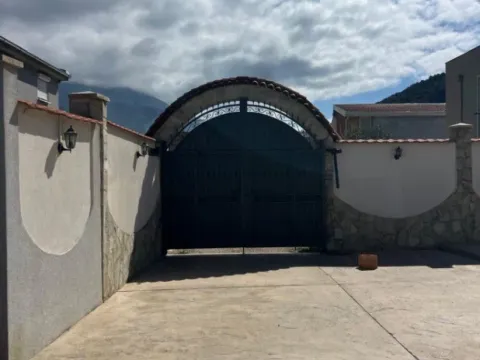 Prodaja, kuća, 275m², Polje, Bar - image 13