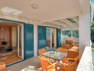 Sale, two bedroom apartment, 117m², Sveti Stefan, Budva - image 3