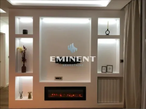 Izdavanje, trosoban stan, 63m², Novi Beograd Blok 67, Novi Beograd Sve Podlokacije - image 2