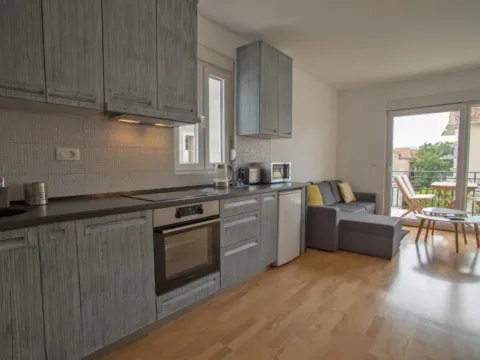 Prodaja, jednosoban stan, 40m², Tivat, Crna Gora - image 12