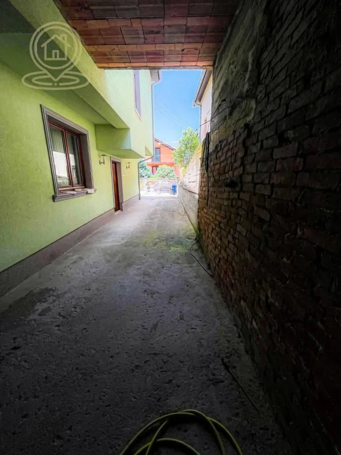Prodaja, kuća, 312m², Palilula, Niš