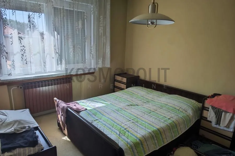 Prodaja, kuća, 399m², Arnajevo, Barajevo