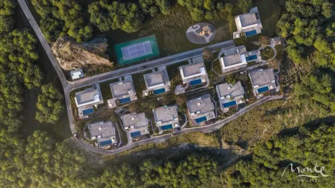 Sale, house, 272m², Podi, Herceg Novi - image 17