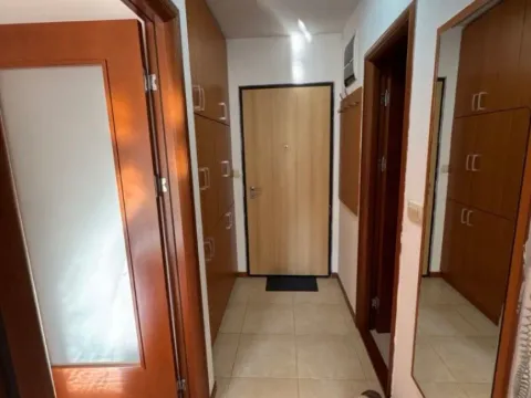 Izdavanje, jednosoban stan, 40m², Stari Aerodrom, Podgorica - image 7