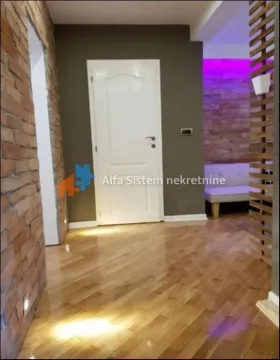 Izdavanje, trosoban stan, 69m², Stari Grad, Beograd - image 16