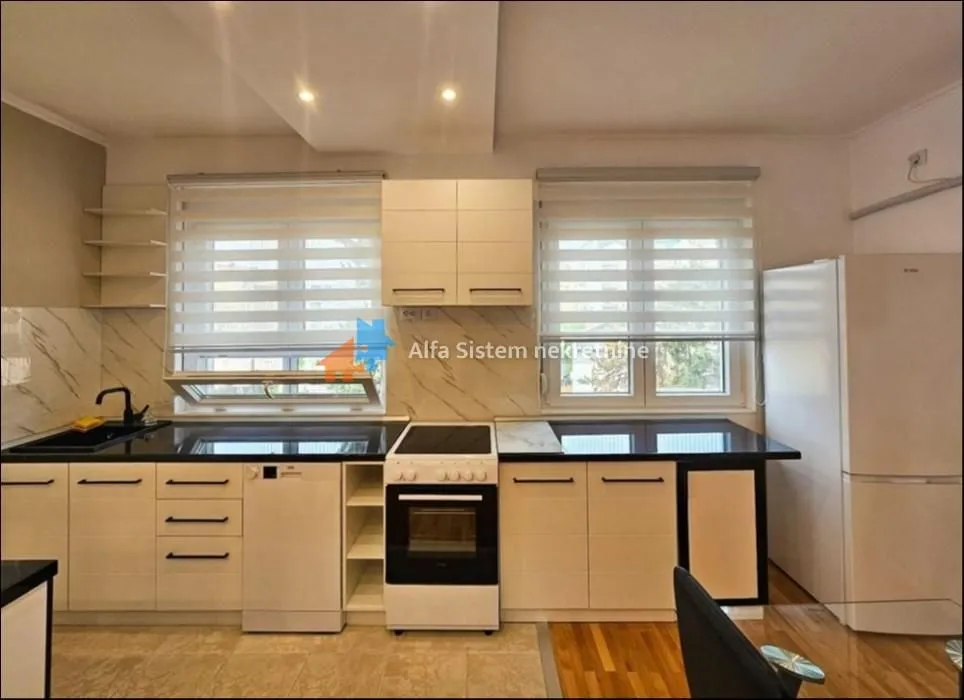 Rent, three bedroom apartment, 61m², Južni Bulevar, Vračar Sve Podlokacije