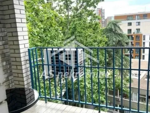 Rent, three bedroom apartment, 88m², Vračar Sve Podlokacije, Beograd - image 16
