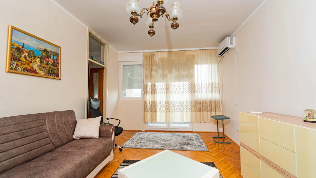 Izdavanje, stan, 60m², Centar, Podgorica
