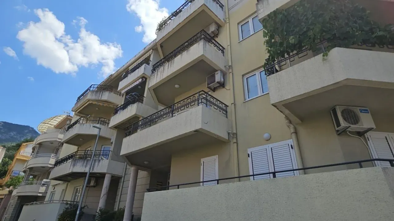 Prodaja, jednosoban stan, 39m², Rafailovići, Budva