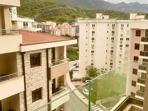 Prodaja, garsonjera, 29m², Bečići, Budva - image 1