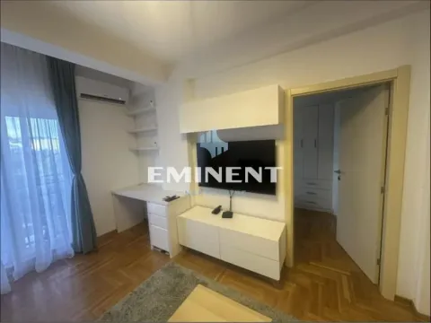 Izdavanje, trosoban stan, 53m², Lion, Zvezdara Sve Podlokacije - image 2