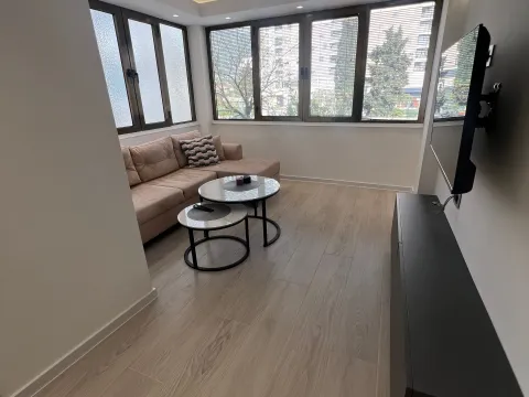 Prodaja, dvosoban stan, 46m², Centar, Bar - image 2