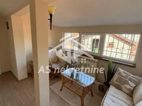 Rent, house, 120m², Slavujev Venac, Zvezdara Sve Podlokacije - image 14