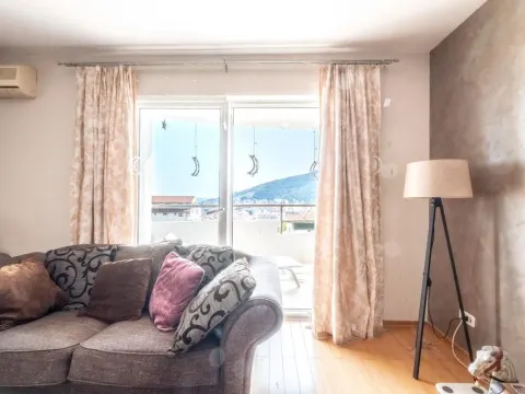 Sale, two bedroom apartment, 76m², Budva, Crna Gora - image 23