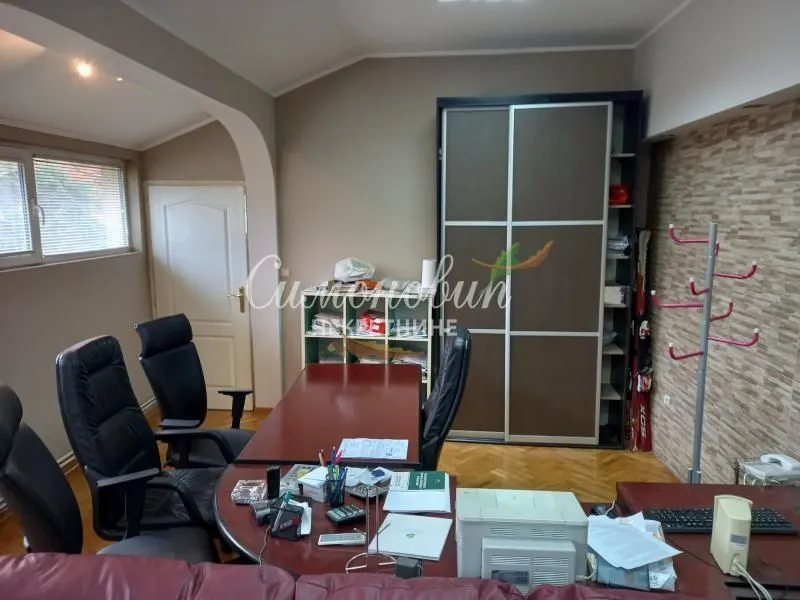 Izdavanje, poslovni prostor, 70m², Stari Košutnjak, Rakovica