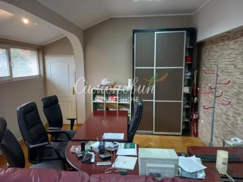 Izdavanje, poslovni prostor, 70m², Stari Košutnjak, Rakovica - image 6