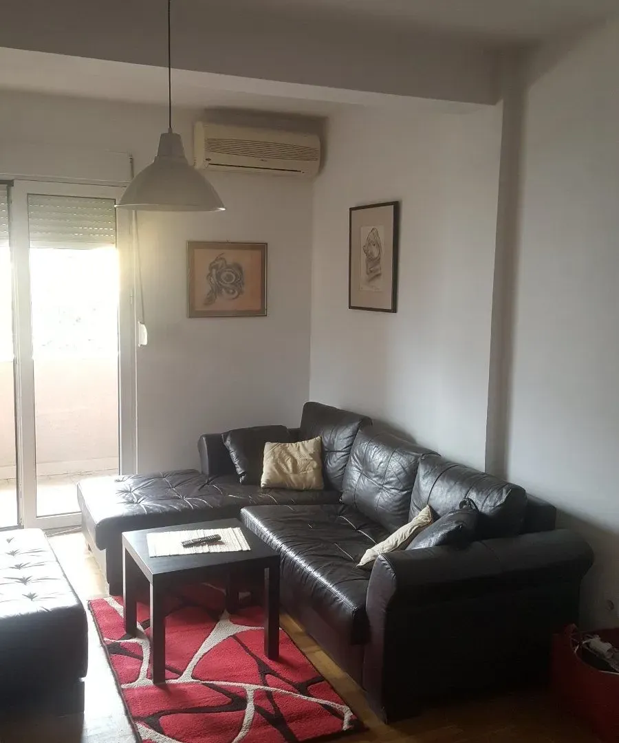 Izdavanje, jednosoban stan, 53m², Pobrežje, Podgorica