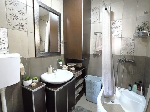 Sale, one bedroom apartment, 76m², Dubovica, Budva - image 13