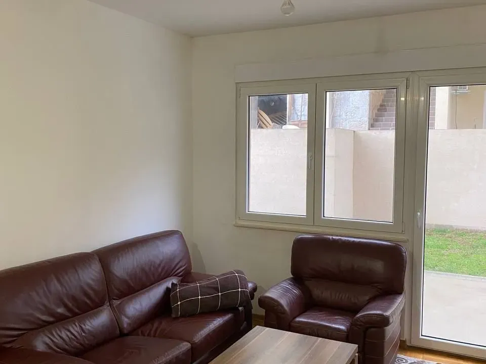 Rent, one bedroom apartment, 50m², Lazi, Budva