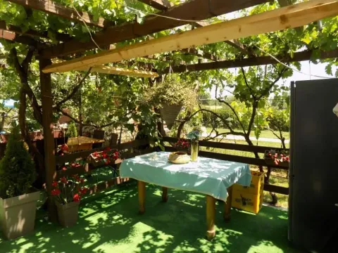 Sale, house, 110m², Ćuprija, Srbija - image 25