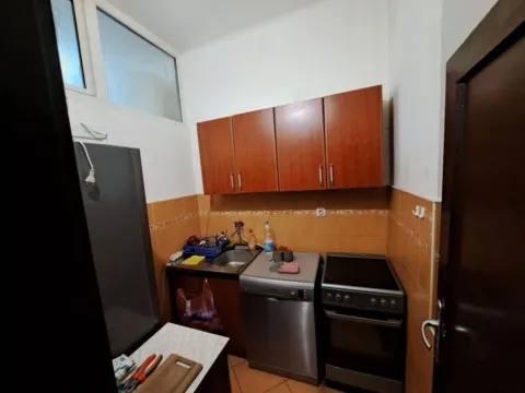 Prodaja, jednosoban stan, 42m², Centar, Podgorica - image 4