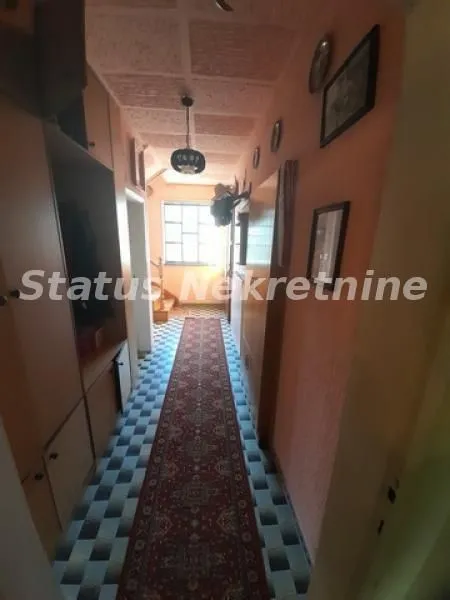 Prodaja, kuća, 194m², Šid, Srbija