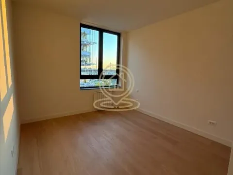 Izdavanje, trosoban stan, 71m², Savski Venac, Beograd - image 14