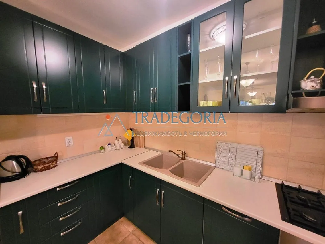 Prodaja, trosoban stan, 126m², Koštanjica, Bar