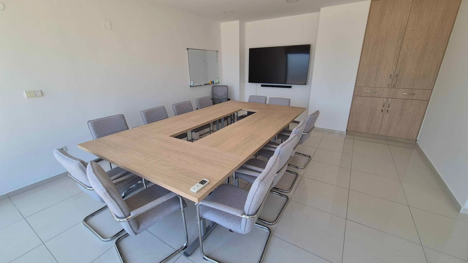 Rent, office space, 190m², City Kvart, Podgorica