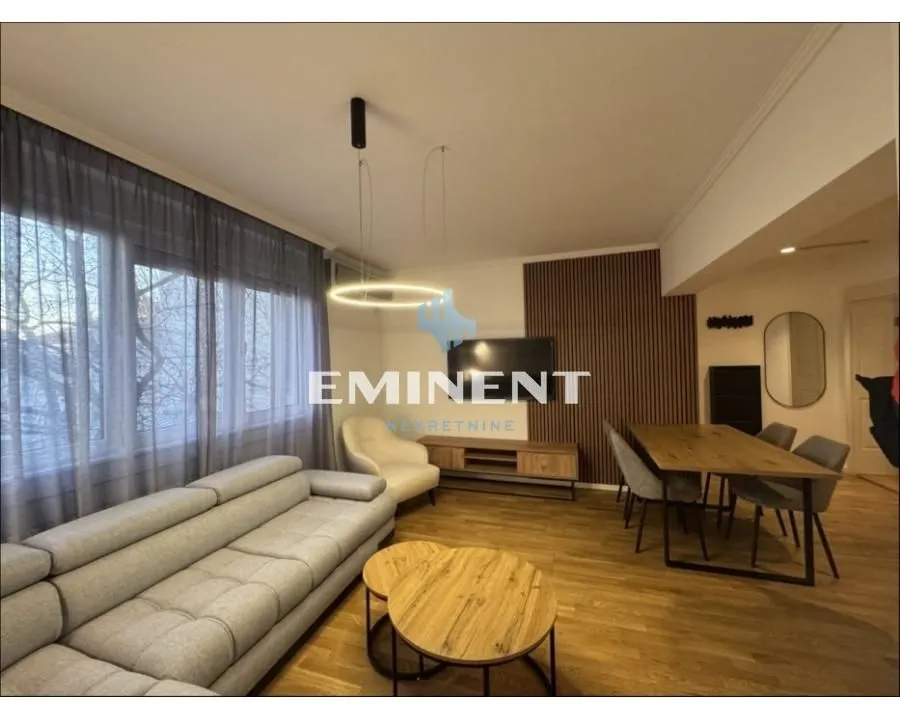 Izdavanje, dvosoban stan, 64m², Vračar Hram, Vračar Sve Podlokacije