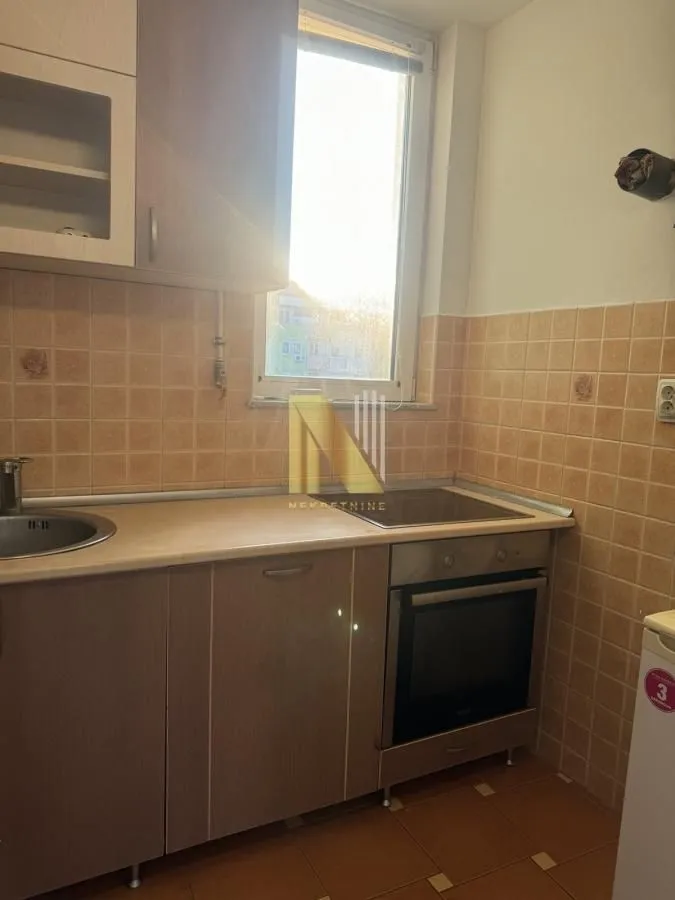 Izdavanje, dvosoban stan, 50m², Telep, Novi Sad Sve Podlokacije