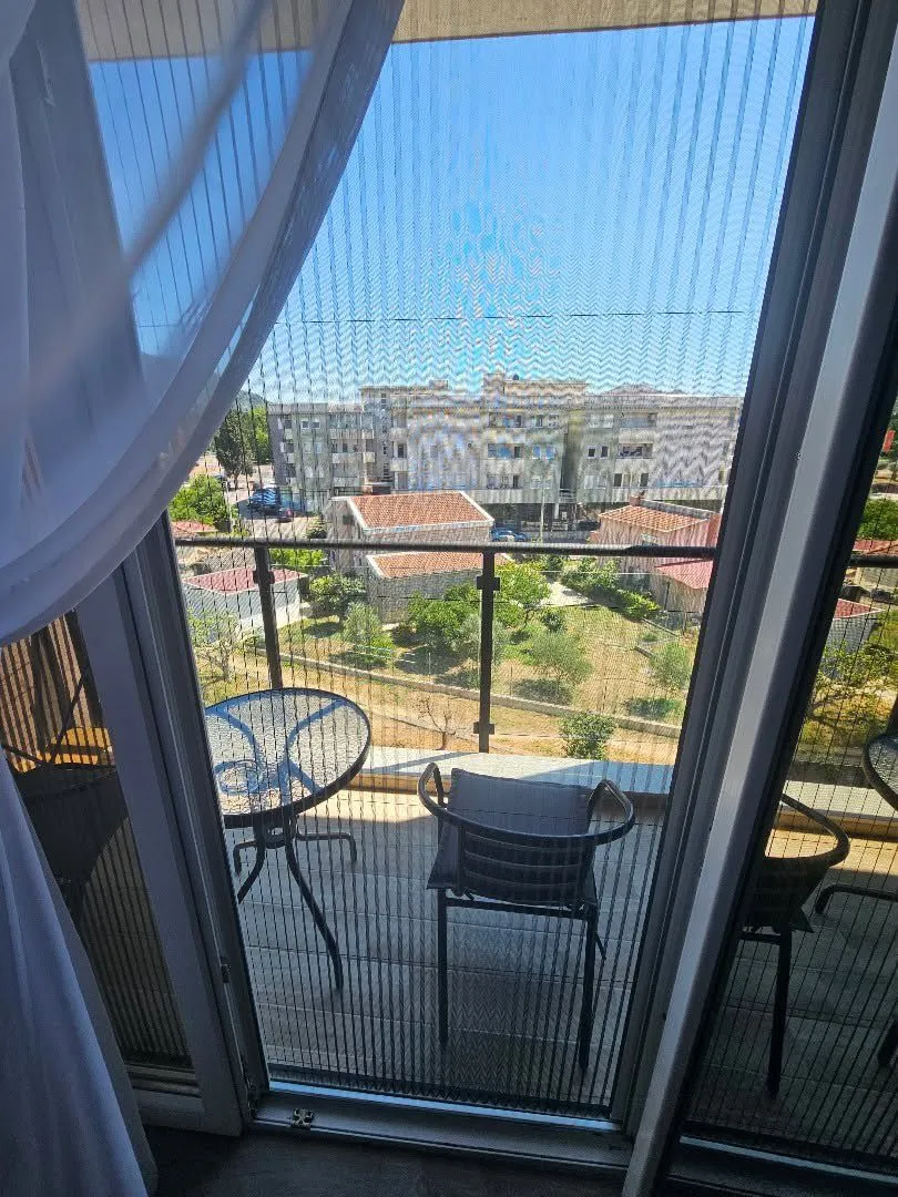 Rent, one bedroom apartment, 45m², Popovići, Bar