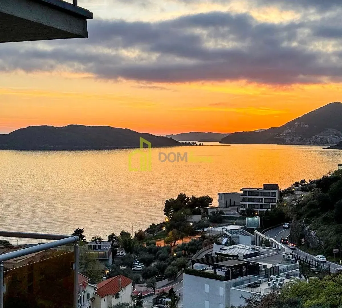 Rent, studio apartment, 38m², Pržno, Budva