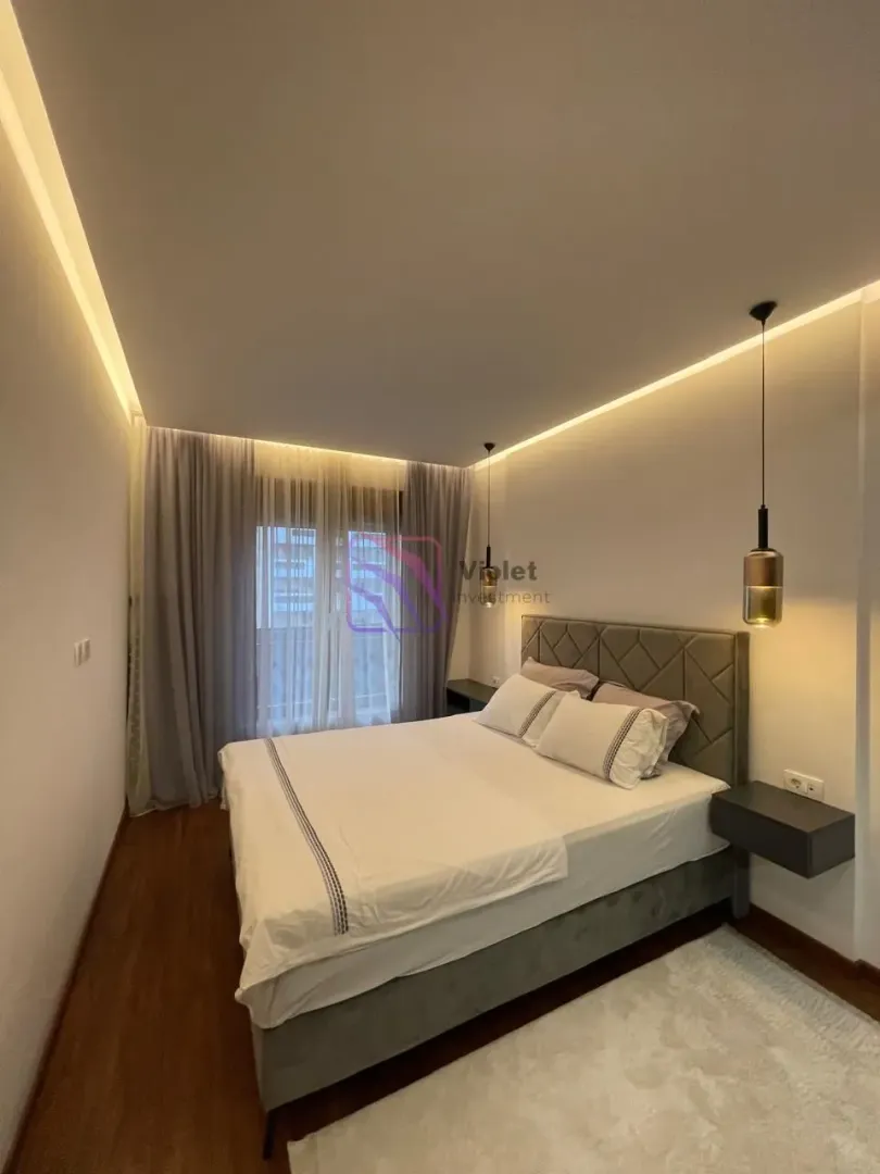 Izdavanje, jednosoban stan, 54m², Master Kvart, Podgorica