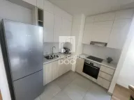 Izdavanje, četvorosoban stan, 88m², Savski Venac, Beograd - image 3