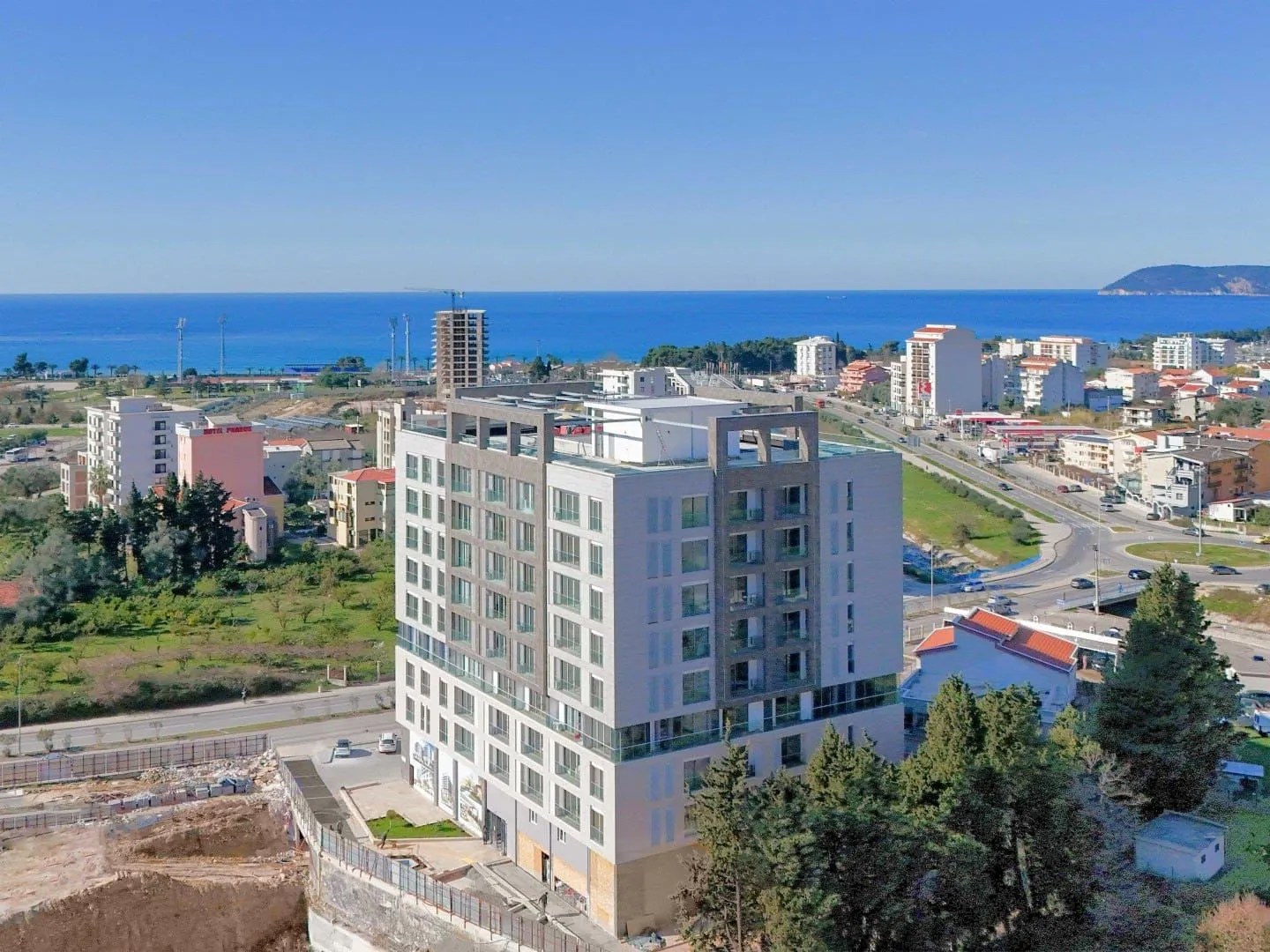 Prodaja, dvosoban stan, 75m², Centar, Bar