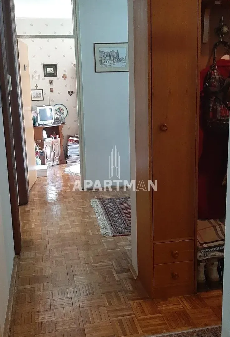 Prodaja, dvosoban stan, 73m², Vračar Sve Podlokacije, Beograd