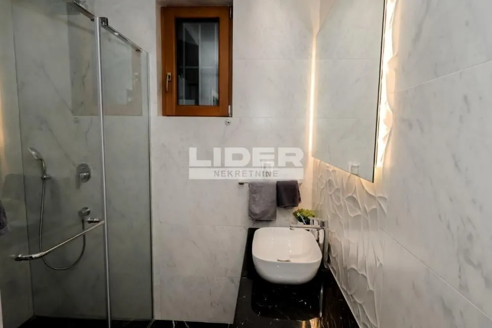 Sale, four bedroom apartment, 115m², Južni Bulevar, Vračar Sve Podlokacije