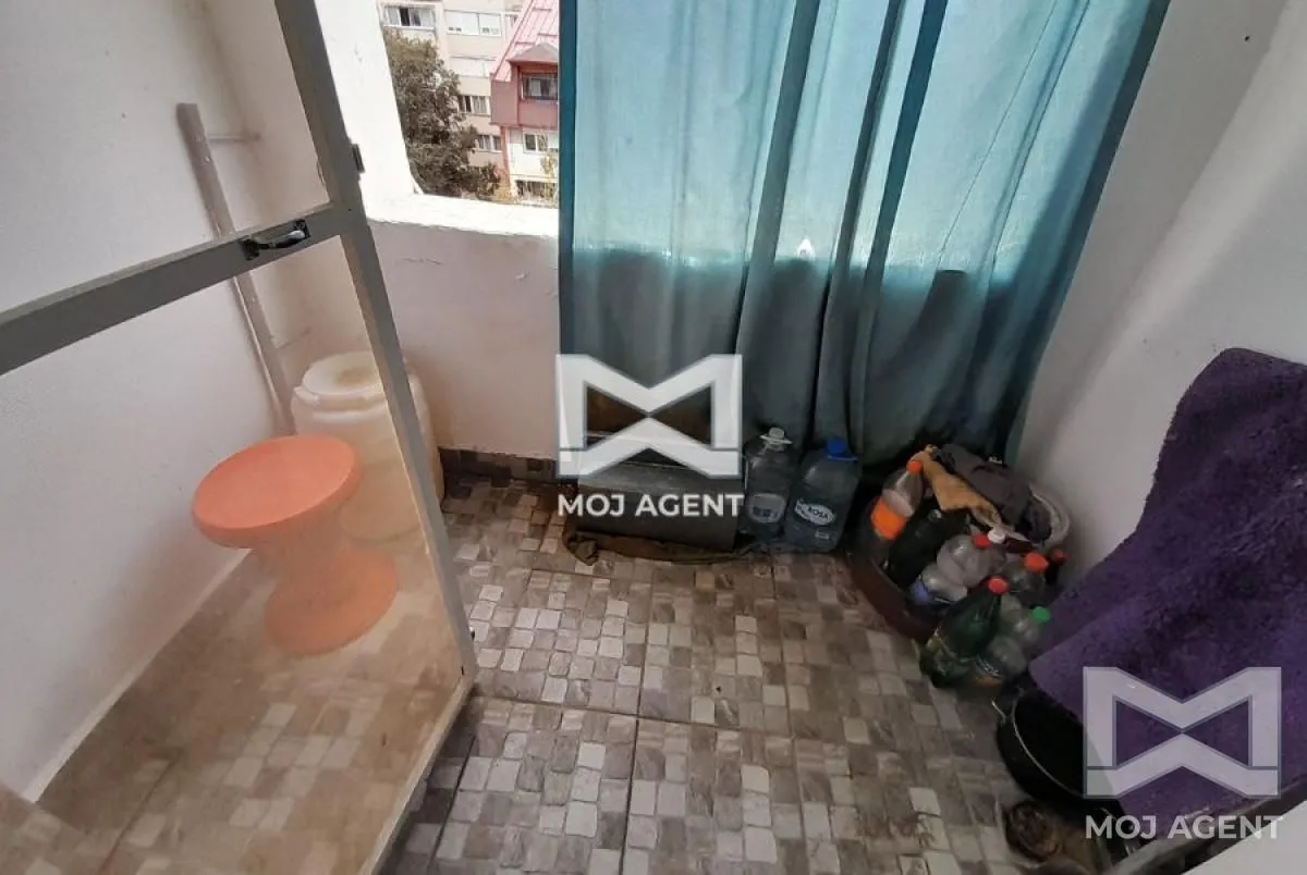 Prodaja, jednosoban stan, 50m², Krive livade, Niš
