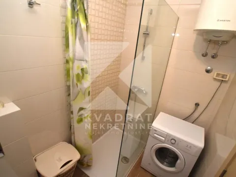 Izdavanje, jednosoban stan, 46m², City Kvart, Podgorica - image 9