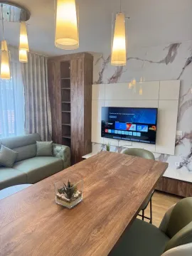 Izdavanje, dvosoban stan, 60m², Centar, Bar - image 3