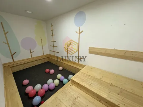 Rent, office space, 92m², Dalmatinska ulica, Podgorica - image 3