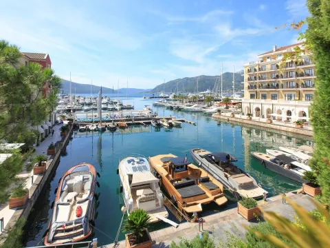 Sale, two bedroom apartment, 152m², Porto Montenegro, Tivat