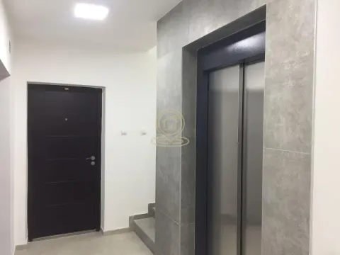 Izdavanje, dvosoban stan, 45m², Centar, Novi Sad - image 18