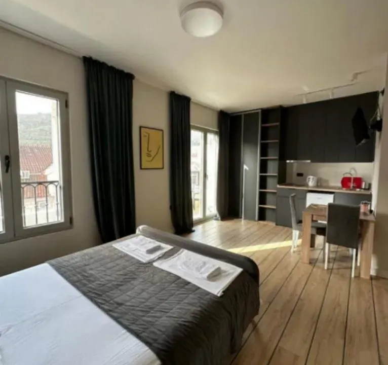 Prodaja, garsonjera, 33m², Budva, Crna Gora